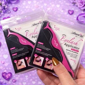 Amorus Eyelash Applicator in Pink and Black